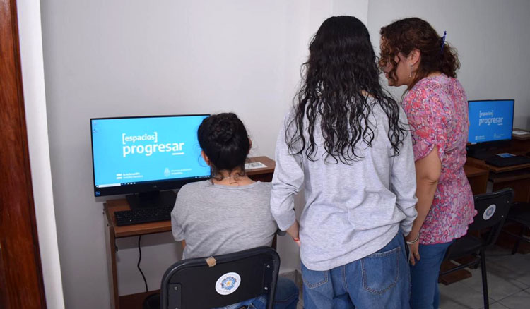 Abierta la segunda convocatoria para la inscripción a las Becas Progresar Fotografía: Abierta la segunda convocatoria para la inscripción a las Becas Progresar