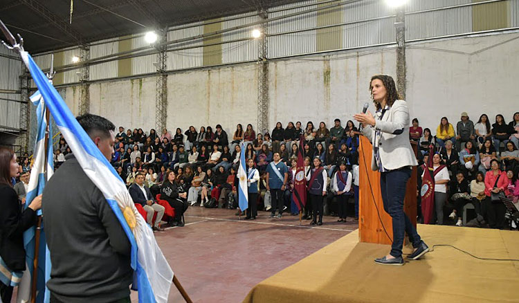 Inició en toda la provincia el ciclo lectivo para el Nivel Superior Fotografía: Inició en toda la provincia el ciclo lectivo para el Nivel Superior