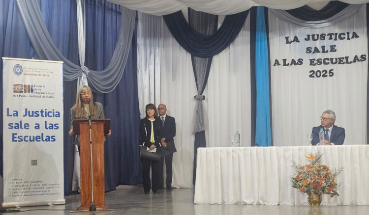 Inició el ciclo 2025 de “La Justicia sale a las Escuelas” Fotografía: Inició el ciclo 2025 de “La Justicia sale a las Escuelas”