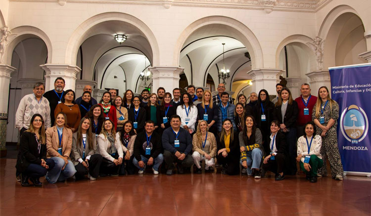 Salta presentó experiencias innovadoras en Mendoza bajo el lema “Educación para el trabajo” Imagen: Salta presentó experiencias innovadoras en Mendoza bajo el lema “Educación para el trabajo”