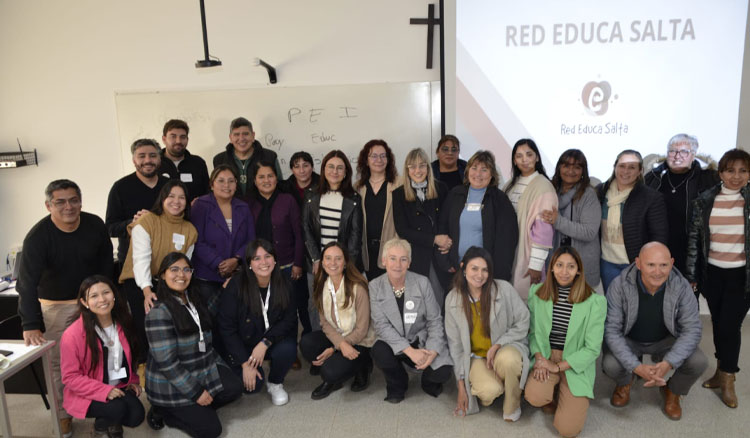 Salta refuerza las habilidades de los Directores de escuelas rurales Fotografía: Salta refuerza las habilidades de los Directores de escuelas rurales