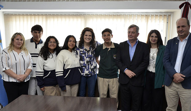 Primer intercambio de estudiantes salteños a Francia Fotografía: Primer intercambio de estudiantes salteños a Francia