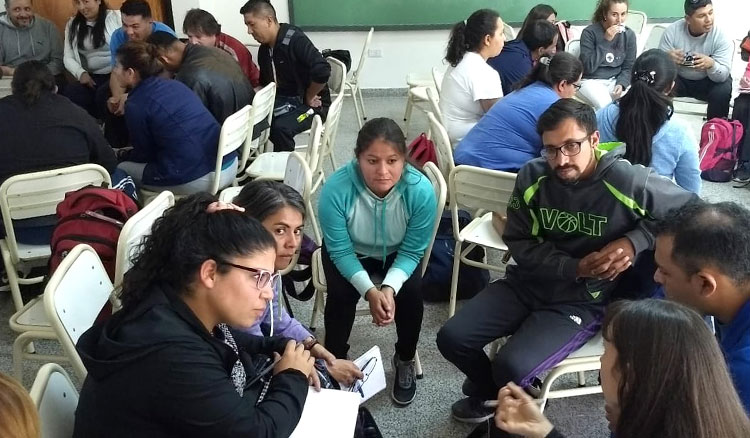 Mesas de trabajo para docentes de Educación Física Mesas de trabajo para docentes de Educación Física